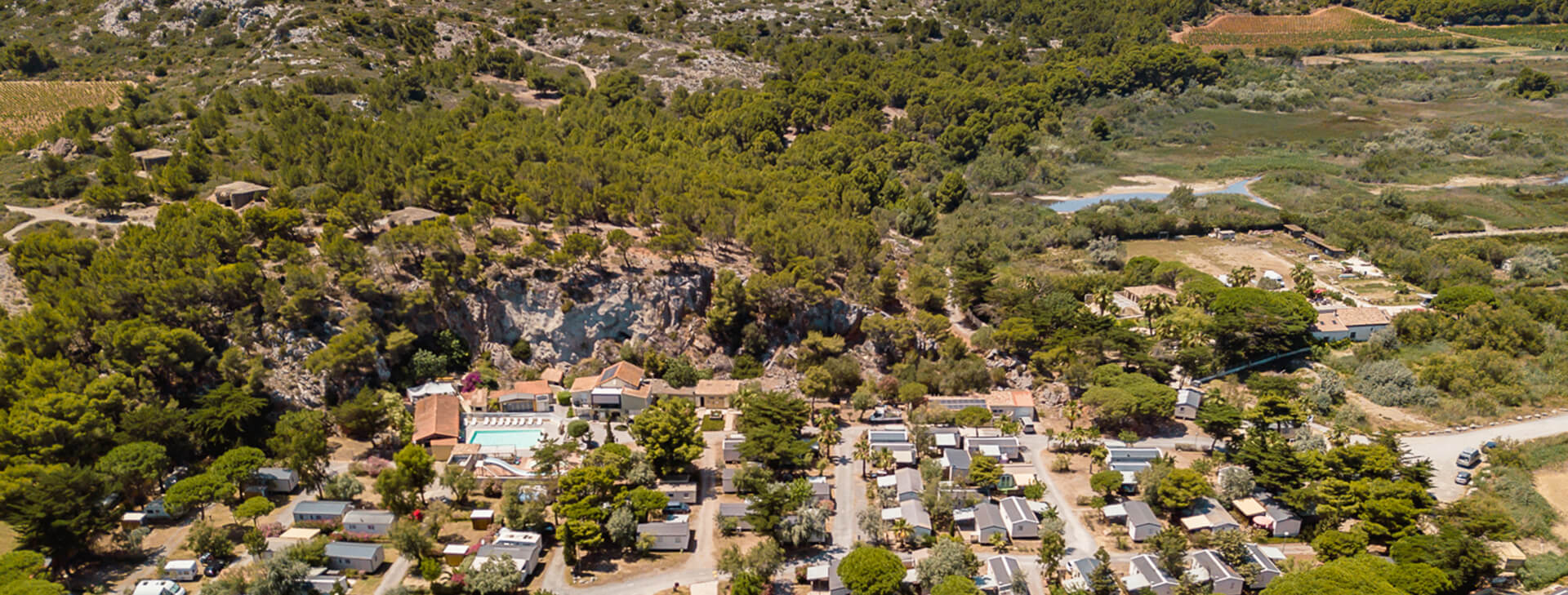 Luchtfoto van de camping in Port-la-Nouvelle, Cap du Roc