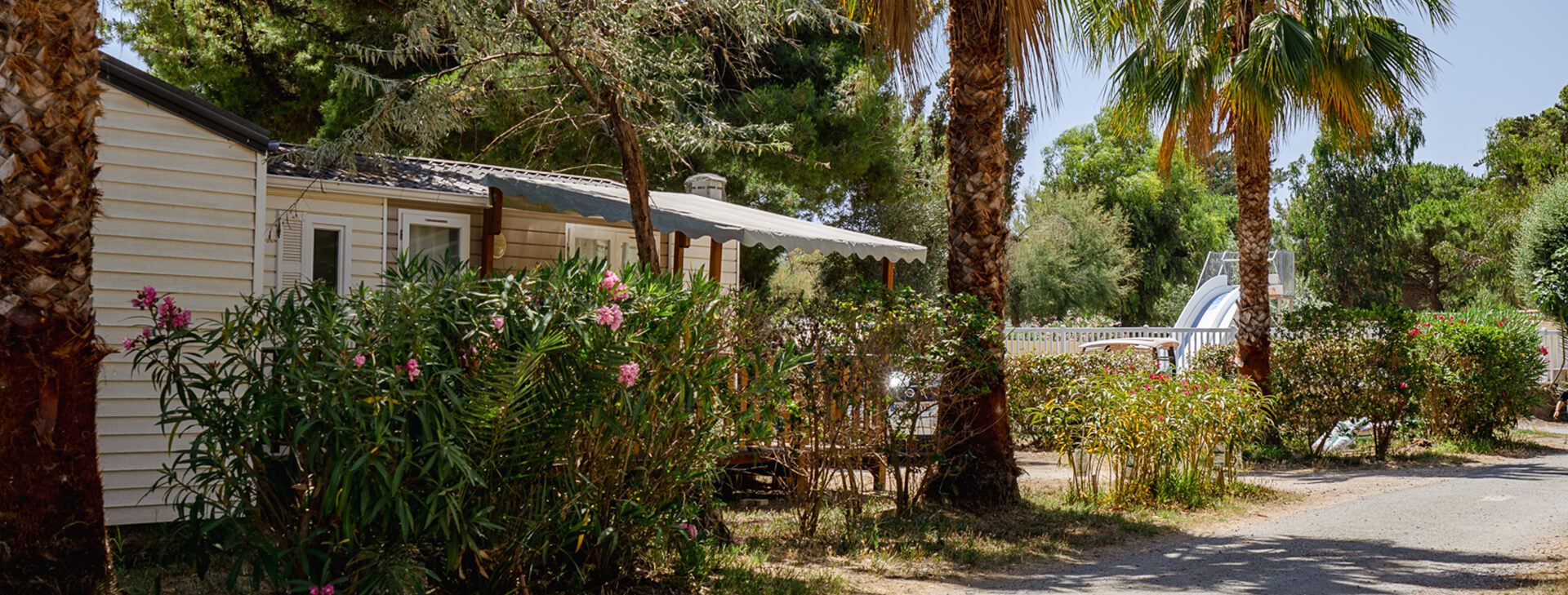 Comfortable mobile home rental in Aude in the open air